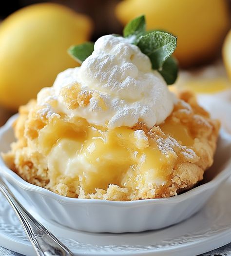 Magic Lemon Cobbler Delight - recipesbyava.com Recipes Using Lemons, Magic Lemon Cobbler, Lemon Cobbler, Lemon Delight, Recipe Using Lemons, Yummy Pies, Veggie Cakes, Culinary Lavender, Lemon Custard