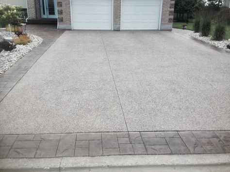 Concrete Driveway Ideas, Circle Driveway Landscaping, Cement Driveway, Stamped Concrete Driveway, Exposed Aggregate Concrete, Driveway Ideas, Concrete Patio Designs, Concrete Walkway, Driveway Design