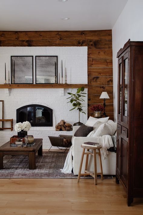 Dark Wood Living Room, Living Room Design Boho, White Brick Fireplace, Cabin Aesthetic, Dark Wood Furniture, California Casual, Amber Interiors, Furniture Layout, Brick Fireplace