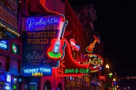 Learn about Broadway in Nashville with our complete guide featuring historical facts, interactive map, pictures, and things to do nearby. Broadway Street Nashville, Broadway Nashville, Nashville Attractions, Nashville Broadway, Nashville Tours, Nashville Map, Broadway Street, Visit Nashville, Nashville Bachelorette Party