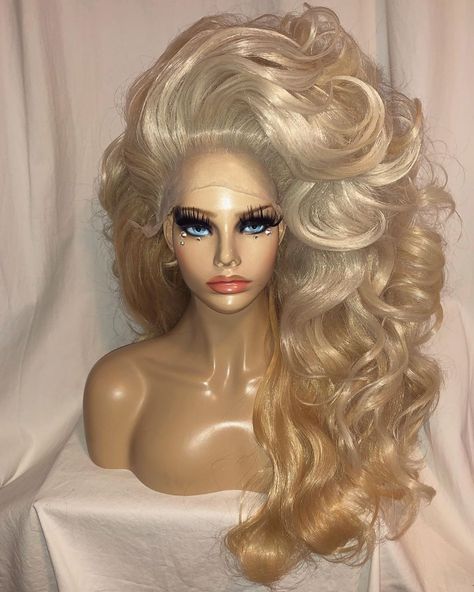 Blonde Drag Wig, Big Wigs, 90's Hairstyles, Drag Queen Wigs, Drag Hair, Mermaid Wig, Wigs Collection, Low Taper, High Fashion Hair