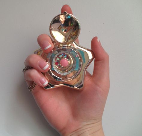 Sailor Moon locket that my sister got when she was in 5th grade. so many feels Sailor Moon Locket, Moon Locket, Sailor Moon Birthday, Eyestrain Art, Best Car Seat Covers, Sailor Moon Villains, Magical Girl Aesthetic, Sailor Moon Stars, Sailor Moon Manga