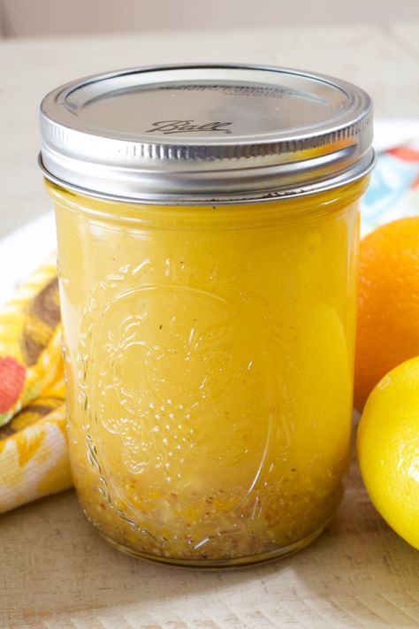 Citrus Vinaigrette Dressing, Citrus Salad Dressing, Easy Salad Dressing Recipes, Vinaigrette Dressing Recipe, Grapefruit Salad, Orange Vinaigrette, Citrus Vinaigrette, Citrus Dressing, Salad Dressing Recipe