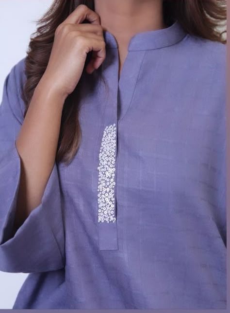 Collar Hand Work Design, Kurta Yoke Design, Placket Embroidery Designs, Silk Kurti Designs, Simple Kurta Designs, Neck Designs For Suits, Trendy Shirt Designs, Simple Kurti Designs, Kurti Embroidery Design