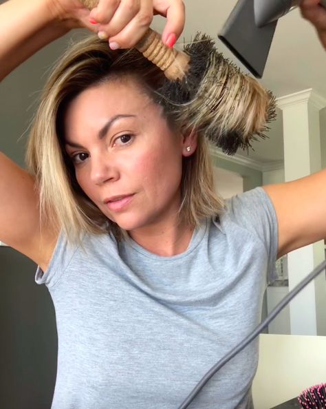 The Perfect Bob Blowout  — Alissa Grossi | Everyday Hair Blowout Bob, Bob Blowout, Bob Lung, Short Hair Blowout, Natural Hair Treatments, Blow Dry Hair, Vlasové Trendy, A Bob, Lob Hairstyle