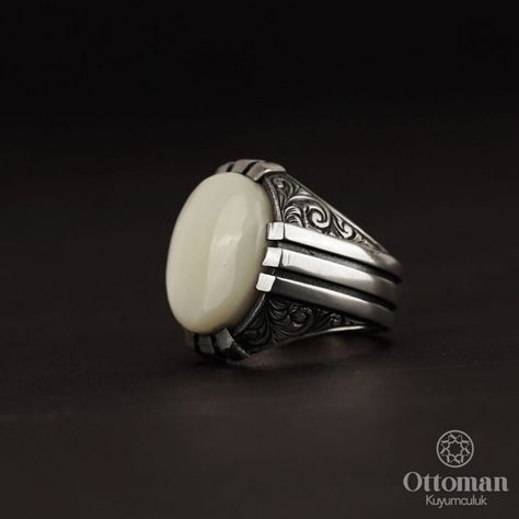 Ring Silver Design, Stone Rings For Men, Stone Accessories, Pearl Stone, Sterling Silver Mens Rings, Silver Signet Ring, Mens Silver Rings, Sterling Silver Mens, Men's Ring