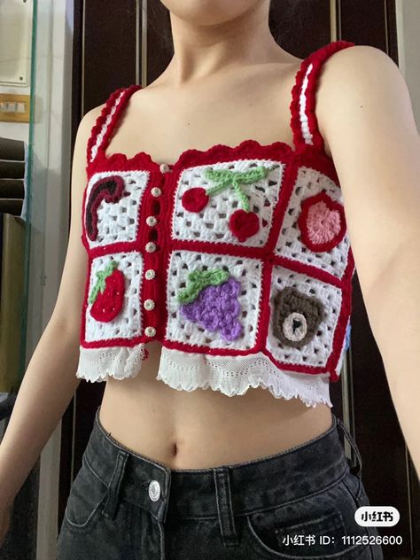 Corchetes Ideas Clothes, Kpop Crochet Outfits, Korean Crochet, Kpop Crochet, Modest Girly Outfits, Crochet Beach Wear, Crochet Sweater Design, Crochet Store, Crochet Top Outfit