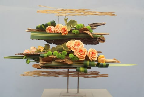 Horizontal Flower Arrangements Design, Linear Floral Arrangement, Horizontal Flower Arrangement, Parallel Floral Arrangement, Vertical Parallel Flower Arrangement, Asymetrical Triangle Flower Arrangement, Flower Mechanics, Succulent Wall Hanging, Arreglos Ikebana