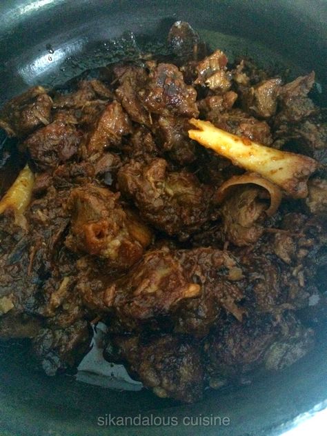 Chettinad Food, Indian Mutton Recipes, Mutton Fry, Fish Dishes Recipes, Mutton Recipe, Mutton Curry Recipe, Goat Recipes, Curry Stew, Food Snap