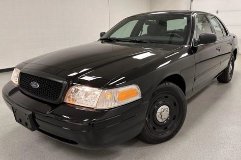 2003 Ford Crown Victoria Police Interceptor (black, 4.6L V8, 4-speed auto) Crown Victoria Police Interceptor, Victoria Police, Ford Crown Victoria, Crown Victoria, Black Crown, Limited Slip Differential, February 9, V8 Engine, Sedans