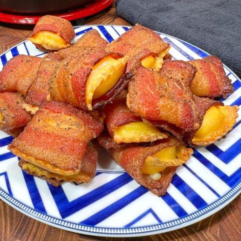 Bacon Roses, Bacon Wrapped Appetizers, Bacon Seasoning, Bacon Appetizers, Bbq Seasoning, Best Bacon, Candied Bacon, Hot Dog Recipes, Party Appetizer