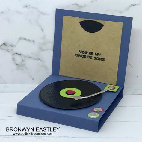 ‘For the Record’ Spinning Turntable Pop-Up Card – Addinktive Designs Paper Record Player, Diy Turntable, Diy Record, Spinner Card, Vinyl Player, For The Record, Keramik Design, Diy Vinyl, Cadeau Diy