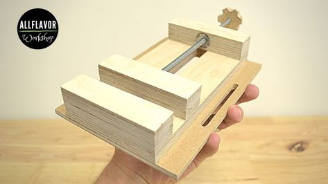 Adjustable Jigsaw Guide for Straight Cuts and Crosscuts | AllFlavor Workshop Diy Drill Press, Diy Tools Woodworking, Drill Jig, Drill Press Vise, Diy Lathe, Woodworking Jigsaw, Drill Press Table, Diy Projects Plans, Wooden Toys Plans