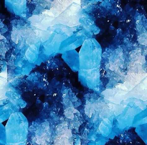 details // design // photography // colour // textures // blue // navy // white Blue Crystals, Blue And White, Crystals, Blue, White