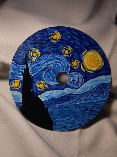 Cds Aesthetic, Dvd Art, Aesthetic Graphic Design, Cd Painting, Circle Canvas, Starry Night Painting, Cd Art, Sunflower Shirt, The Starry Night