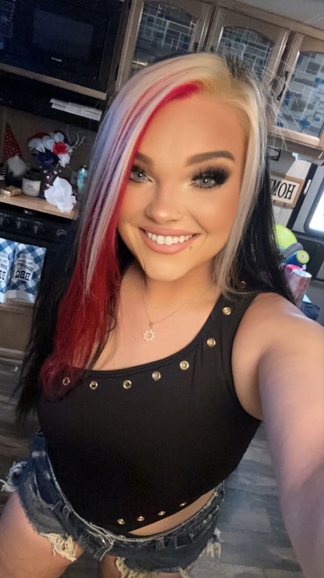 Black Hair With Red And Blonde, Red And Blonde Split Dye, Red Black And Blonde Hair, 2 Toned Hair Color Ideas, 2023 Haircolor, Tri Color Hair, Red And Blonde, Color Block Hair, Two Tone Hair