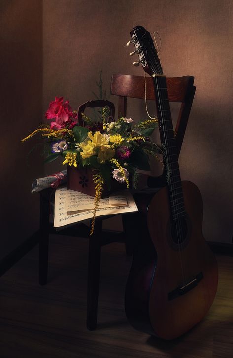 Guitar Still Life Photography, Still Life Guitar, With Guitar, Artwork Gallery Wall, Still Life Pictures, Collection Aesthetic, Life Drawing Reference, Still Life Images, Different Kinds Of Art