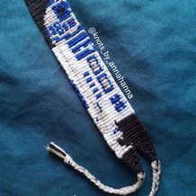 Star Wars Friendship Bracelet Pattern, Star Wars Friendship Bracelet, Baseball Bracelet, Star Wars R2d2, Friendship Bracelets Tutorial, Disney Inspired Outfits, R2 D2, Bracelet Ideas, Alpha Pattern