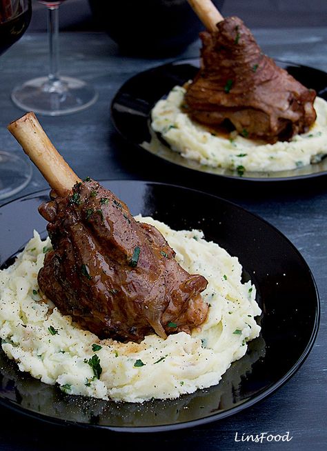 Slow braised lamb shanks recipe, with juicy, tender meat falling off the bone. Super easy recipe to cook, not much hands on time, and with ready made vegetables and sauce in the pan. Braised Lamb Shanks Recipe, Lamb Shanks Recipe, Shanks Recipe, Lamb Shank Recipe, Braised Lamb Shanks, Lamb Shank, Lamb Chop Recipes, Tender Meat, Braised Lamb