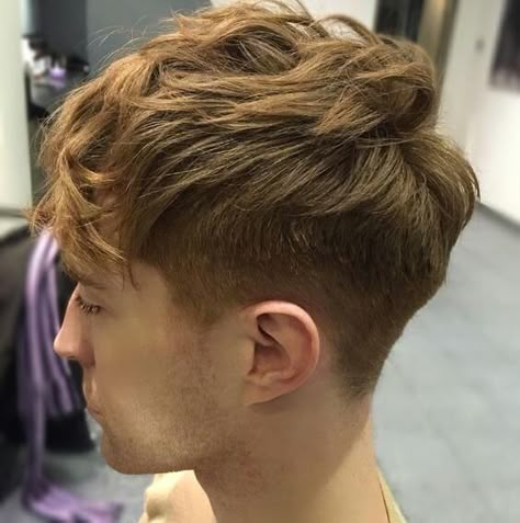 Top 71 Modern Men's Hairstyles in 2019 - OnPointFresh Cool Hairstyles For Boys, Mens Hair Colour, Mens Hairstyles Medium, Hot Hair Colors, Men Hair Color, A Haircut, Corte De Cabelo Masculino, Mens Haircuts Short, Fesyen Rambut