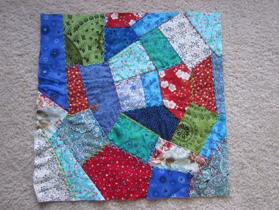 Trying something new: Crazy Quilt How To Sew A Crazy Quilt, Crazy Quilts Ideas, Quilt Paper Piecing, Crazy Quilt Tutorials, Crazy Quilts Patterns, Patchwork Sewing, Cable Hat, Trying Something New, Crazy Quilt