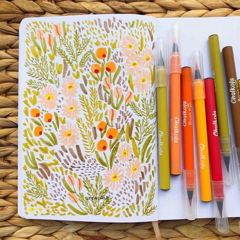 Autumn Doodles, Brush Pen Art, Brush Pens, Chalk Markers, Marker Drawing, Pen And Watercolor, Sketchbook Journaling, Art Inspiration Painting, Autumn Colors