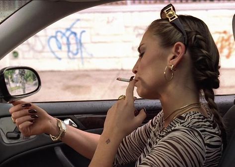 sopranos 00s smoking adriana style tv aesthetic Adriana La Cerva, Wife Style, The Sopranos, Tony Soprano, Tennis Outfit, Tv Show Outfits, Mob Wives, Wife Life, Tennis Clothes