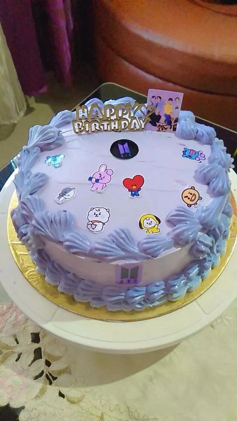 #koya #bts_cake #van  #tata #chimmy #shooky #cookie #rj  #bt21 #bts #purplecake #bts #army Cooky Cake Bt21, Koya Cake, Bts Cake Simple, Bt21 Cake, Rj Bt21, Tata Chimmy, Bts Birthday, Bts Cake, Korean Outfits Kpop