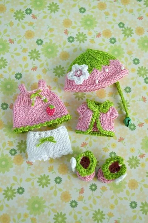 Miniature Knitting, Little Cotton Rabbits, Knitting Dolls Clothes, Crochet Doll Dress, Fair Isles, Crochet Doll Clothes, Baby Doll Clothes, Dress Jacket, Sylvanian Families