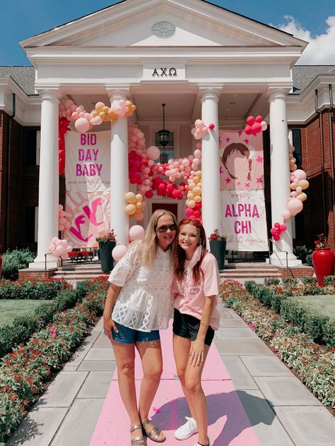 #axo #alphachiomega #alphachi #arkansas #ark #biddayshirts #biddaytheme #bidday #sorority #collegelife #college #club #momanddaughter #thesummeriturnedpretty #tiktok #aesthetic #fashion #outfits #outfitoftheday #rushhour #greek #greeklife #Panhellenic Axo Sorority, College Club, Bid Day Shirts, Bid Day Themes, Tiktok Aesthetic, Baby One More Time, Alpha Chi Omega, Alpha Chi, Rush Hour