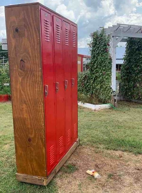 Old Lockers, Garage To Living Space, Vintage Lockers, Hangout Room, Garage Addition, Metal Lockers, Garage Interior, Sports Room, Wood Pallet Projects