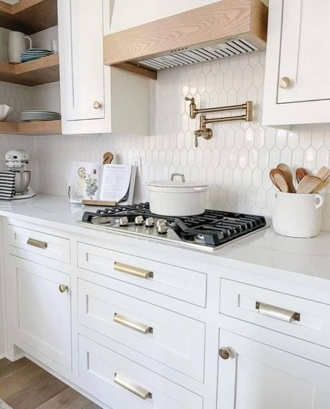 Black Faucet Gold Hardware, Kitchens With Gold Hardware, White Cabinets With Gold Hardware, Cabinets With Black Appliances, Kitchen Cabinets With Black Appliances, Gold Kitchen Hardware, Black Appliances, Black Faucet, White Counters