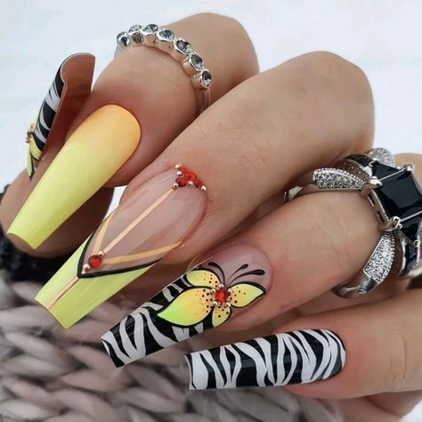 24 Piece Press On Nails , W Nail File And Stickers For Longer Wear Up To 2 Weeks Use Strong Glue Fake Nails Long, Nail Equipment, Nagel Tips, Animal Print Nails, Acrylic Coffin, Coffin Nails Long, Dark Nails, Halloween Designs, Nail Art Hacks