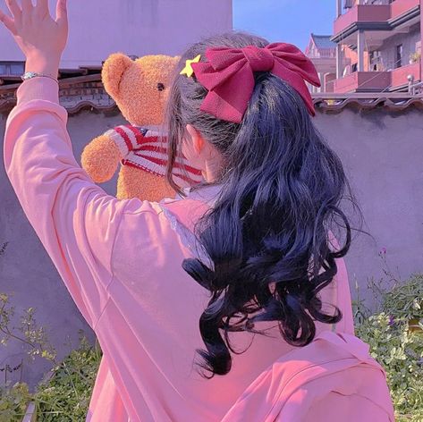 Girls Dpz Stylish, Stylish Aesthetic, Girls Dpz, A Girl, Teddy Bear, Hair, Instagram