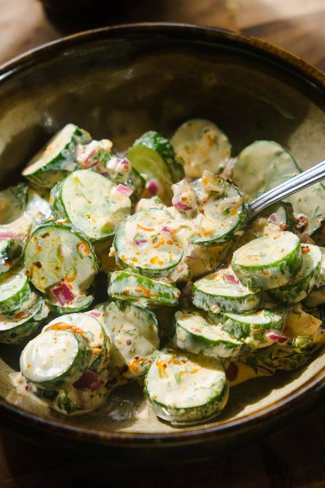 Sides and Snacks Archives - Strana 2 z 12 - The Foodie Takes Flight Dill Salad, Cucumber Dill Salad, Chili Oil Recipe, Cabbage And Noodles, Vegan Kimchi, Dill Recipes, Mini Meals, Garlic Fried Rice, Veg Recipe