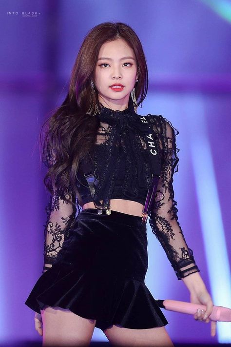 Jennie | BLACK PINK Chanel Rose, Mode Chanel, Jennie Kim Blackpink, Kim Jisoo, Blackpink Photos, Black Pink Kpop, Blackpink Fashion, Kpop Outfits, Stage Outfits