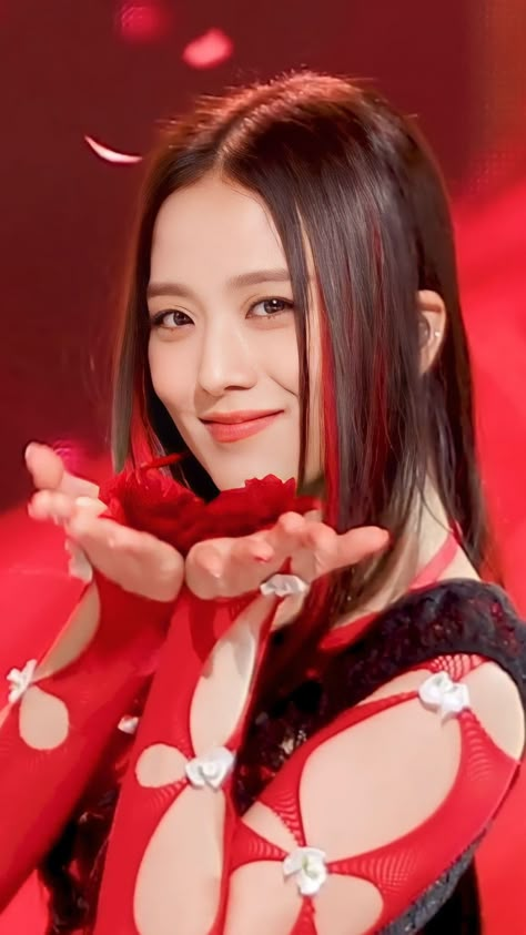 Flower Jisoo, Miss Korea, Black Pink Background, 17 Kpop, Blink Book, Dara Kpop, Before The Wedding, Black Pink Instagram, Jisoo Blackpink