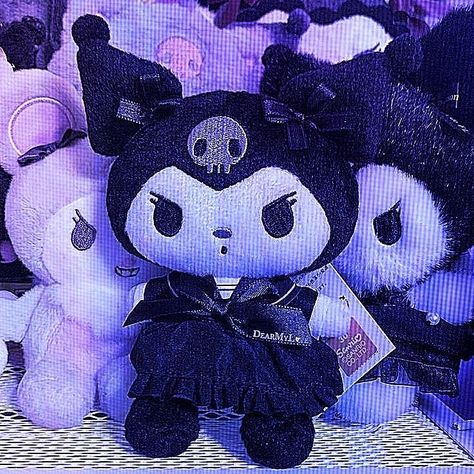 Creepy Stuffed Animals, Cybercore Aesthetic, Y2k Background, Violet Aesthetic, Dark Purple Aesthetic, Purple Themes, Happy Tree, Aesthetic Themes, Night Aesthetic