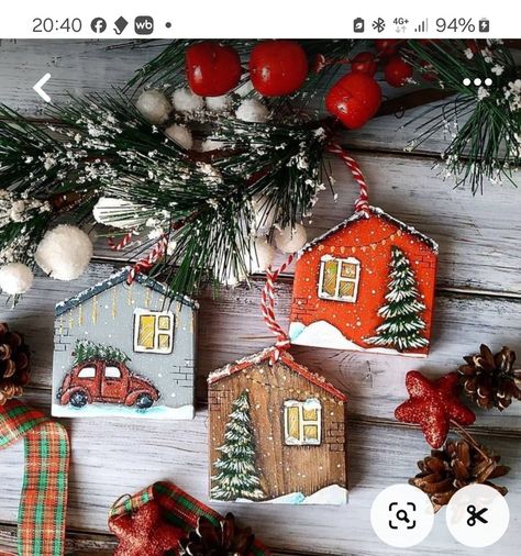 Christmas Decs, Astuces Diy, Christmas Feeling, Xmas Diy, Christmas Wood Crafts, Handmade Christmas Ornaments, Ornament Crafts, Christmas Wood, Xmas Ornaments