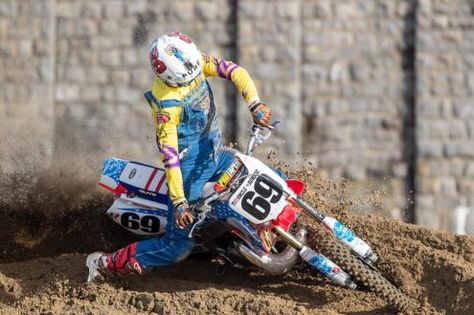 Ronnie Mac | Ronnie Mac, Honda Dirt Bike, Cool Dirt Bikes, Bike Riders, Fav Youtubers, Motor Bike, Honda Motorcycles, Bike Rider, Dirt Bikes