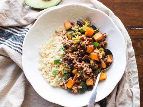 Ground Turkey Enchilada Stir-Fry with Couscous Ground Turkey Enchiladas, Turkey Enchiladas, Turkey Pasta, Couscous Recipes, Wichita Falls, Slim Fast, Ground Turkey, Coldwell Banker, Couscous