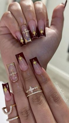 https://pin.it/7uW67quZM Gold Fall Nails, Black Short Nails, Beige Nail Art, Sophisticated Nails, New Years Nail Designs, Fake Nails Designs, Beige Nails, Colored Acrylic Nails, Stiletto Nails Designs