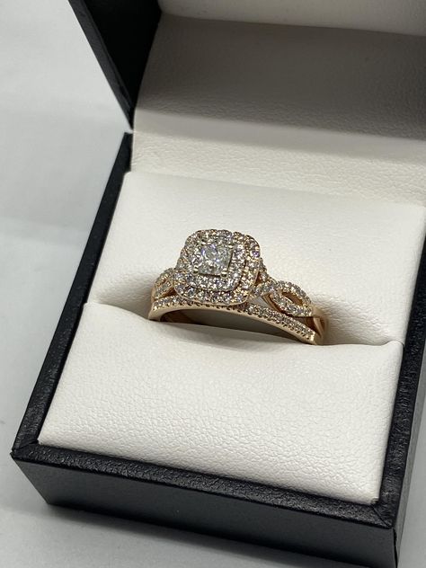 Latest Ring Designs Diamond, Indian Diamond Ring, Latest Diamond Ring Designs For Women, Latest Engagement Ring Designs, Gold Engagement Rings Indian, Solitaire Ring Designs Unique, Latest Diamond Ring Designs, Gold Diamond Rings For Women, Indian Engagement Ring