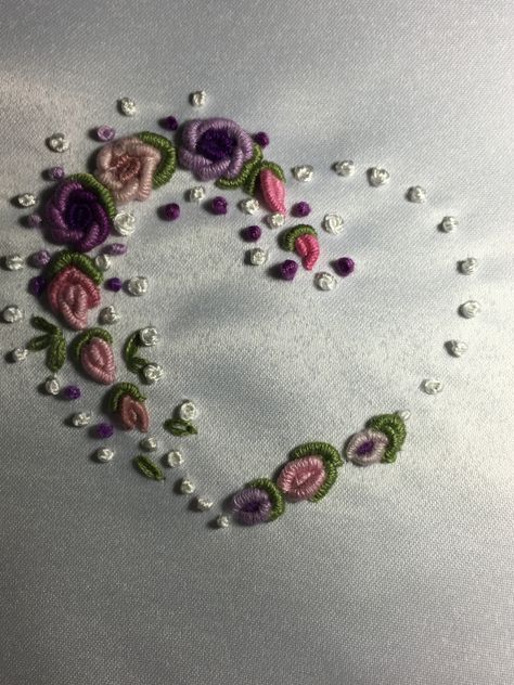 My first embroidery, done. Red Heart Embroidery, Felt Hearts Crafts, Creative Wedding Gifts, Heart Embroidery, Hand Embroidery Tutorial, Brazilian Embroidery, Embroidery Flowers Pattern, Heart Crafts, Embroidered Heart