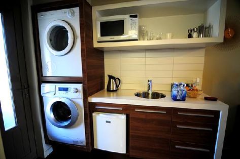 Kitchenette Laundry Combo, Guest Kitchen, Laundry Combo, Laundry Room Tables, Ikea Laundry Room, Laundry Room Art, Basement Laundry Room, Stackable Washer And Dryer, Laundry Room Sink