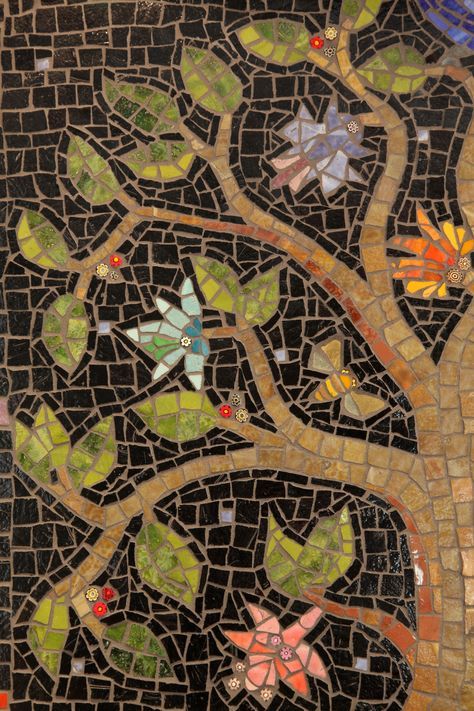 Mosaic Tree, Tree Mosaic, Paper Mosaic, Mosaic Birds, Mosaic Madness, Mosaic Tile Art, Mosaic Stained, Mosaic Murals, Glass Mosaic Art