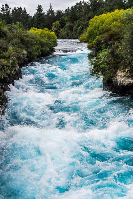 Huka Falls New Zealand, New Zealand Waterfalls, Huka Falls, New Zealand Landscape, 7 Continents, Fall River, Coconut Rice, New Zealand Travel, Beautiful Photos Of Nature