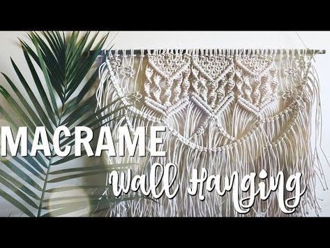 Diy Macrame Wall Hanging, Tapestry Macrame, Headboard Diy, Art Macramé, Macrame Wall Hanging Tutorial, Free Macrame Patterns, Macrame Tutorials, Macrame Wall Hanging Diy, Macrame Wall Hanging Patterns