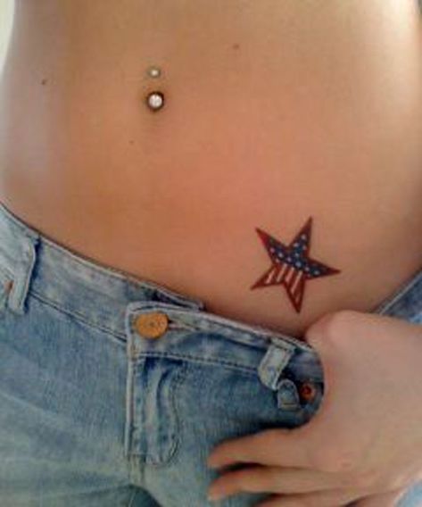 27 Bad Ass Patriotic Tatoos...Murica! - Gallery Jamie Tattoo, Tattoo Stars, Horse Woman, Military Moments, Flag Tattoos, Patriotic Tattoos, Small Girly Tattoos, Usa Tattoo, Favorite Tattoos