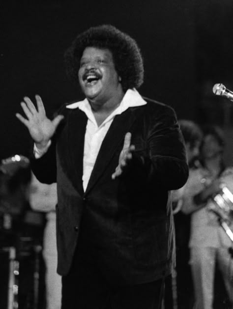 Tim Maia, Black And White Images, Black Music, Black Is Beautiful, Gravity Falls, Historical Figures, Songs, Black And White, Celebrities